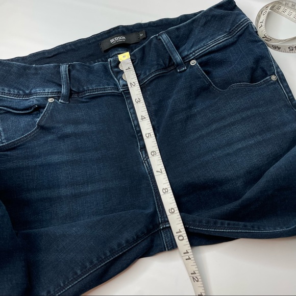 Hudson Signature Boot Jeans Medium Wash, Size 31 - Picture 14 of 14